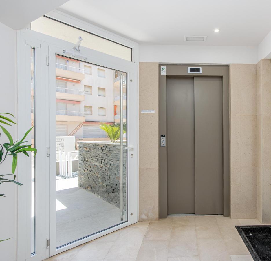 M A R I V E N T Suite With Bathroom And Terrace 50 M2 Росес Екстер'єр фото