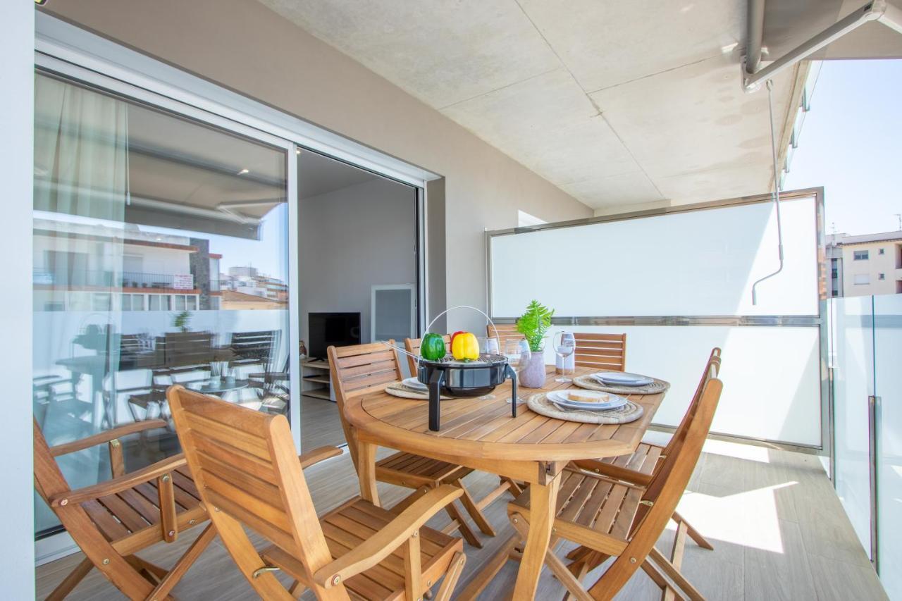 M A R I V E N T Suite With Bathroom And Terrace 50 M2 Росес Екстер'єр фото