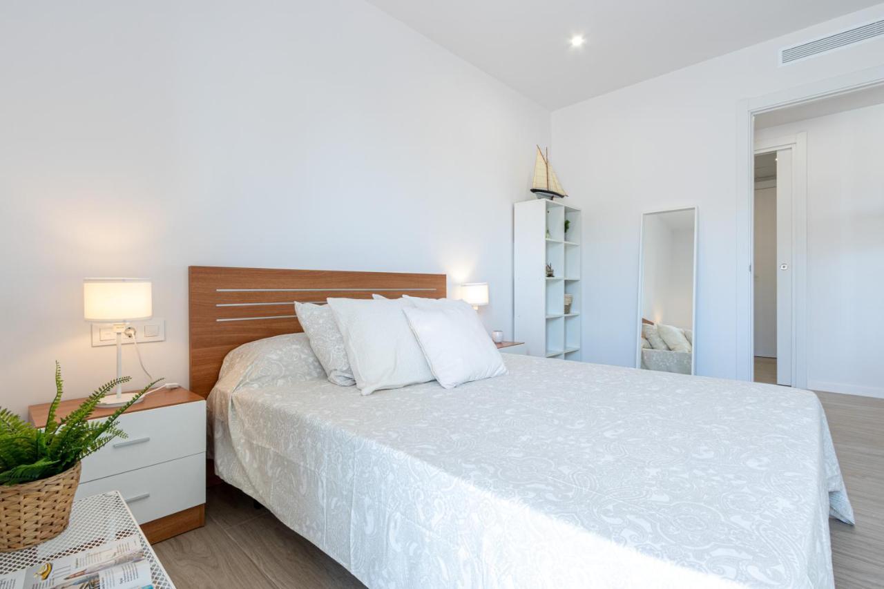M A R I V E N T Suite With Bathroom And Terrace 50 M2 Росес Екстер'єр фото